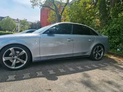 Używany Audi A4 190 KM (139 kW) 2015 Srebrny Sedan/Limuzyna