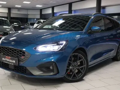 Używany Ford Focus ST 280 KM (205 kW) 2022 Niebieski Kombi