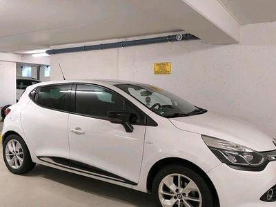Gebraucht Renault Clio IV LIMITED 90 PS (66 kW) 2016 Weiß Kleinwagen