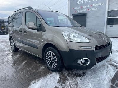 Braun Gebraucht 2012 Peugeot Partner Van / Kleinbus | 5.699 € (Guter Preis)