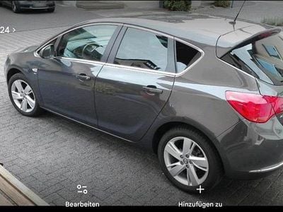 Gebraucht Opel Astra 116 PS (85 kW) 2014 Grau Limousine