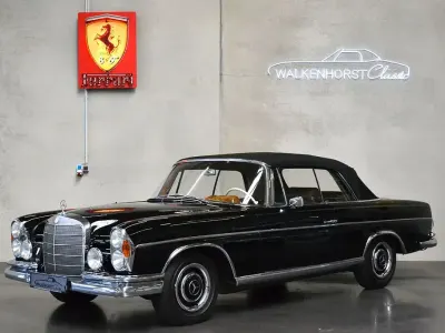 Gebraucht Mercedes 300 SE 170 PS (125 kW) 1964 Schwarz Cabrio