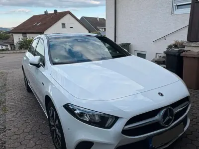 Gebraucht Mercedes A250 218 PS (160 kW) 2020 Weiß Limousine