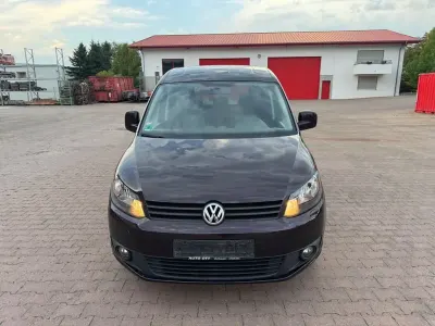 Gebraucht VW Caddy Trendline 110 PS (80 kW) 2012 Schwarz Van / Kleinbus
