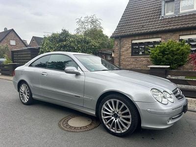 Gebraucht Mercedes CLK200 163 PS (119 kW) 2002 Silber Coupé