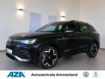 Neu VW Tiguan R-line 150 PS (110 kW) 2026 Grenadillschwarz metallic SUV