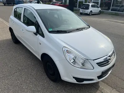 Gebraucht Opel Corsa 60 PS (44 kW) 2007 Weiß Kleinwagen