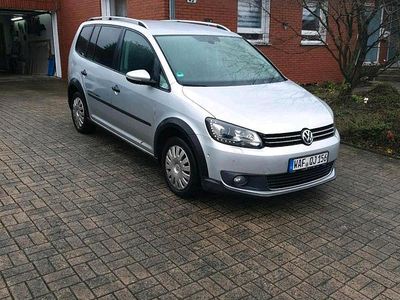 VW Touran Cross