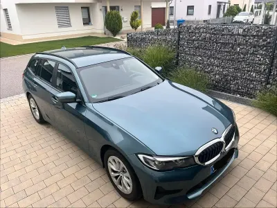 Gebraucht BMW 318 Advantage 150 PS (110 kW) 2021 Blau Kombi