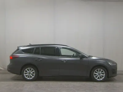 Gebraucht Ford Focus Cool & Connect 120 PS (88 kW) 2022 Grau Limousine
