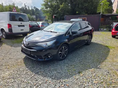 Gebraucht Toyota Avensis Business Edition 143 PS (105 kW) 2015 Schwarz Kombi