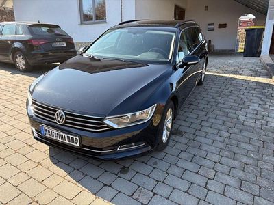 Gebraucht VW Passat Comfortline 150 PS (110 kW) 2016 Schwarz Kombi