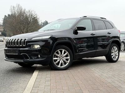 Brilliant black crystal pearl Gebraucht 2014 Jeep Cherokee Limited SUV | 13.900 € (Fairer Preis)
