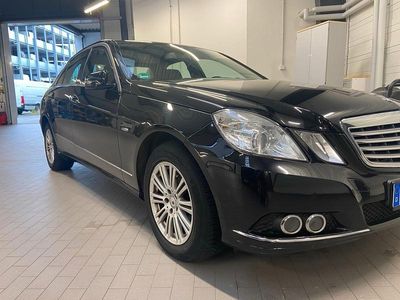 Mercedes E200