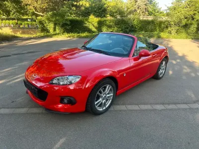 Gebraucht Mazda MX5 Center-Line 126 PS (92 kW) 2014 Rot Cabrio