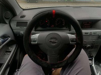 Opel Astra GTC