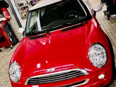 Usado Mini ONE 90 HP (66 kW) 2002 Vermelho Citadino