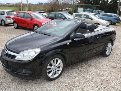 Gebraucht Opel Astra Cabriolet Cosmo 116 PS (85 kW) 2007 Schwarz Cabrio