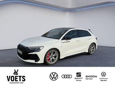 Gebraucht Audi RS3 Sport 400 PS (294 kW) 2025 Arkonaweiß Limousine