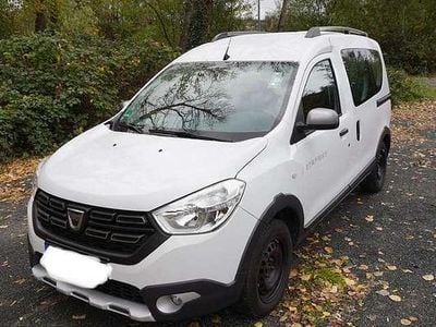 Gebraucht Dacia Dokker Stepway 131 PS (96 kW) 2021 Van / Kleinbus