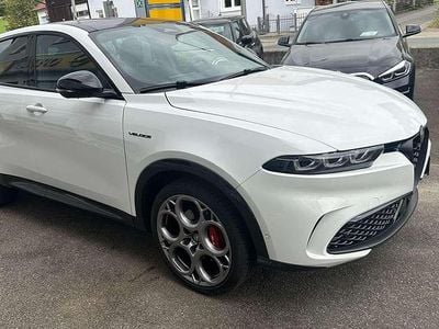 Bianco alfa uni Gebraucht 2024 Alfa Romeo Tonale Veloce SUV | 35.000 € (Fairer Preis)