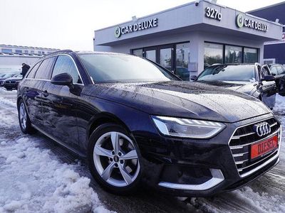Schwarz Gebraucht 2022 Audi A4 S-Line Kombi | 31.999 €