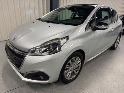 Second-hand Peugeot 208 110 CP (80 kW) 2016 Argintiu Hatchback
