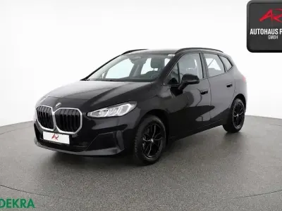 Gebraucht BMW 216 Active Tourer Shadowline 122 PS (89 kW) 2025 Schwarz Van / Kleinbus