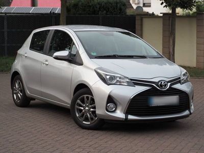 gebraucht Toyota Yaris 1,0-l-Dual-VVT-i Comfort; Allwetter;Kamera