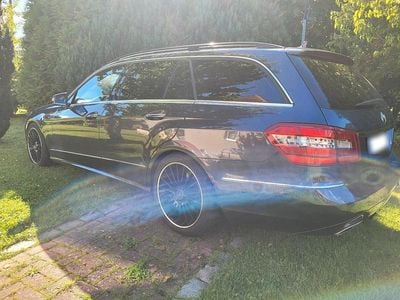 Gebraucht Mercedes E500 Avantgarde 387 PS (284 kW) 2010 Grau Kombi