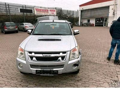 Gebraucht Isuzu D-Max 163 PS (119 kW) 2011 Silber Abholung