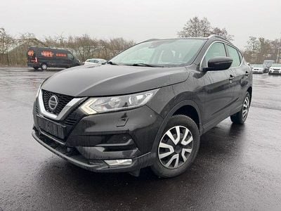 Gebraucht Nissan Qashqai 116 PS (85 kW) 2019 Schwarz SUV