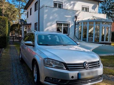 Gebraucht VW Passat 140 PS (102 kW) 2014 Silber Kombi