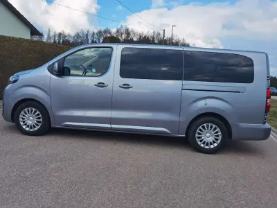 Używany Toyota Proace 144 KM (105 kW) 2022 Szary Minivan