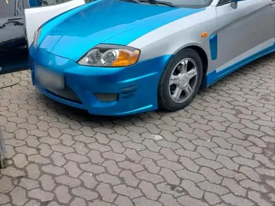 Gebraucht Hyundai Coupé 143 PS (105 kW) 2002 Blau Coupé