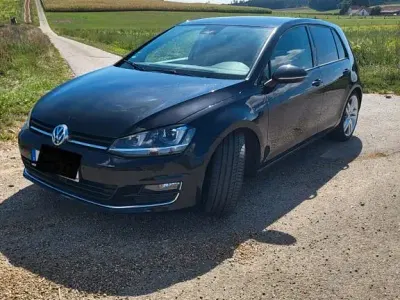 Gebraucht VW Golf VII Highline 140 PS (102 kW) 2013 Schwarz Limousine