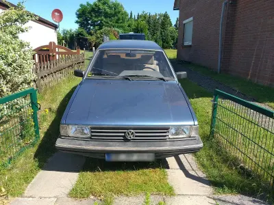 Gebraucht VW Santana 75 PS (55 kW) 1984 Blau Limousine