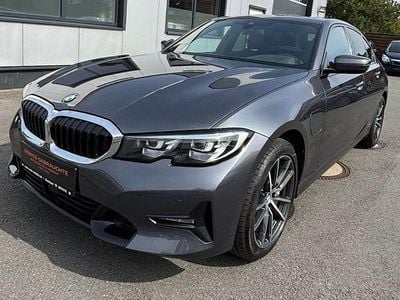 Gebraucht BMW 330e Sport Line 292 PS (214 kW) 2020 Grau Limousine