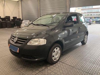 Grau Gebraucht 2009 VW Fox Kleinwagen | 2.500 € (Fairer Preis)
