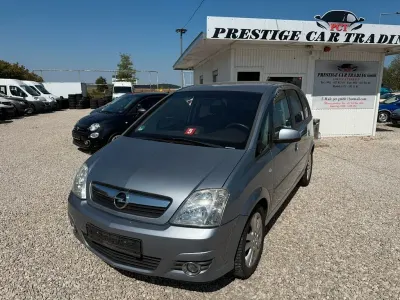 Gebraucht Opel Meriva 101 PS (74 kW) 2006 Silber Van / Kleinbus