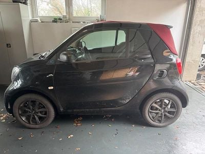 Schwarz Gebraucht 2021 Smart ForTwo Electric Drive Cabrio | 9.999 € (Guter Preis)