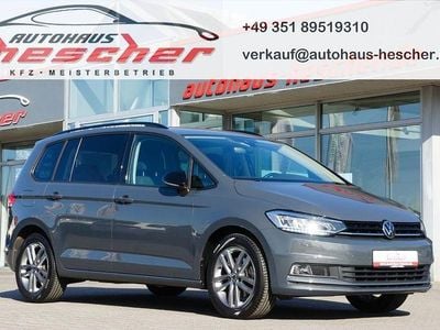 Gebraucht VW Touran Highline 150 PS (110 kW) 2022 Grau Van / Kleinbus