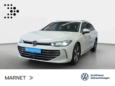 Gebraucht VW Passat Elegance 150 PS (110 kW) 2025 Pure white Kombi