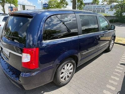 Gebraucht Chrysler Grand Voyager 287 PS (211 kW) 2014 Blau Van / Kleinbus