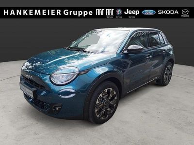 Neu Fiat 600 La Prima 110 PS (80 kW) 2025 Grün SUV