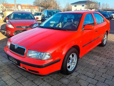 Gebraucht Skoda Octavia 101 PS (74 kW) 2000 Rot Limousine
