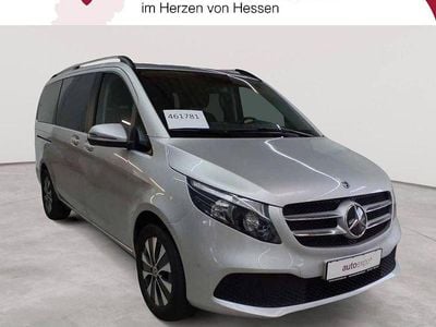 Mercedes V220