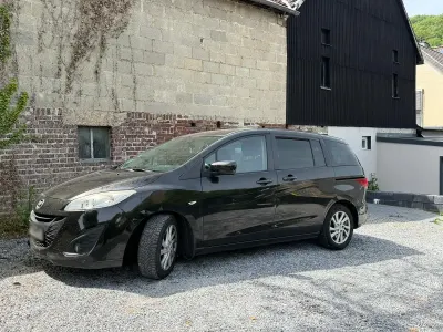 Gebraucht Mazda 5 116 PS (85 kW) 2011 Braun Van / Kleinbus