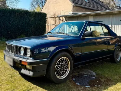 Gebraucht BMW 320 Cabriolet Basis 129 PS (94 kW) 1989 Blau Cabrio