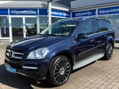 Gebraucht Mercedes GL450 340 PS (250 kW) 2012 Blau SUV